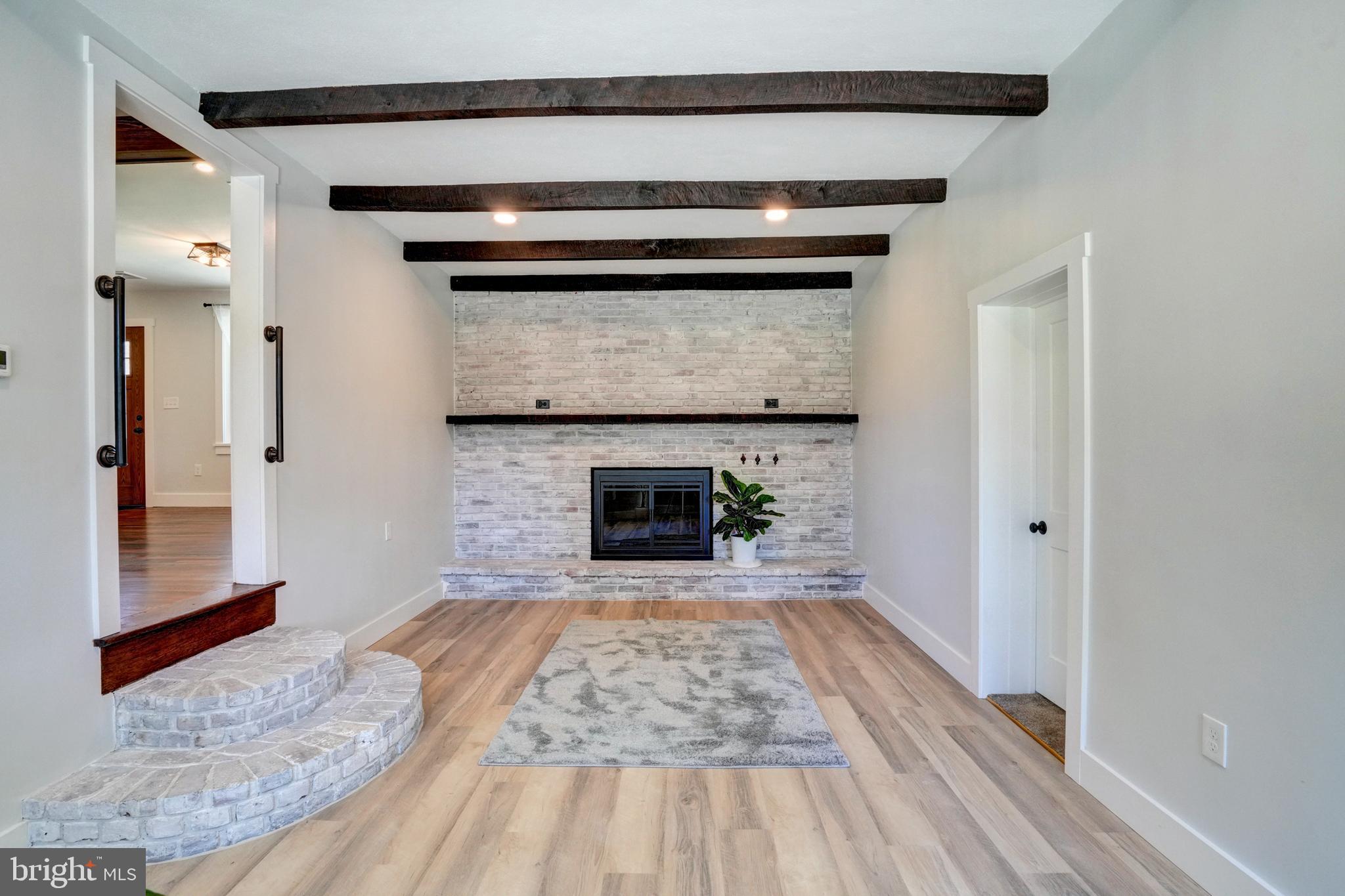 GARY TERRACE - Residential