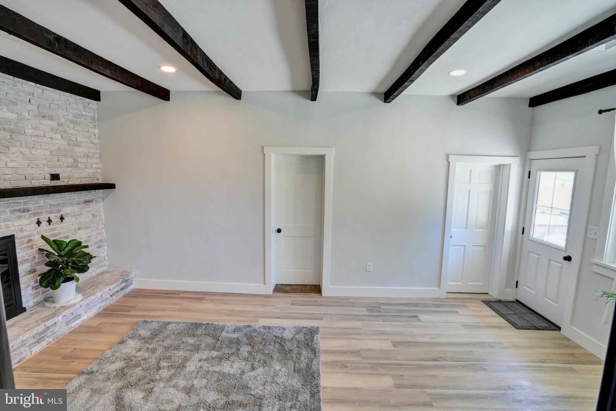 GARY TERRACE - Residential