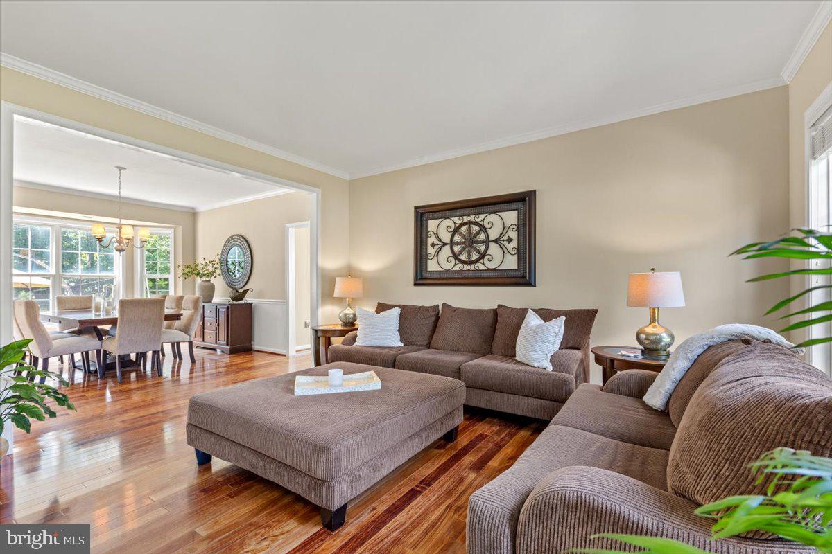 5600 COLLINGTON COURT