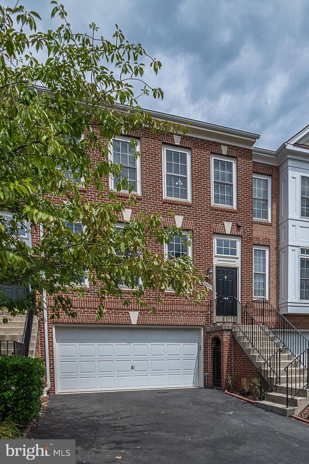 STONE RIDGE NORTH - Residential Lease