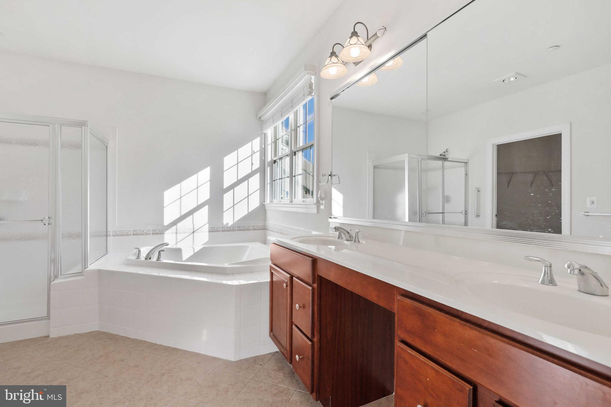 TOLLGATE VILLAGE - Residential