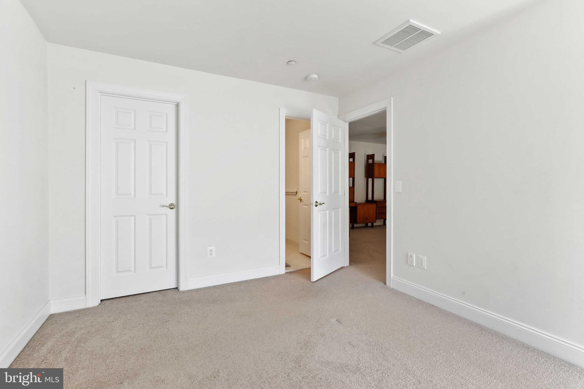 TOLLGATE VILLAGE - Residential