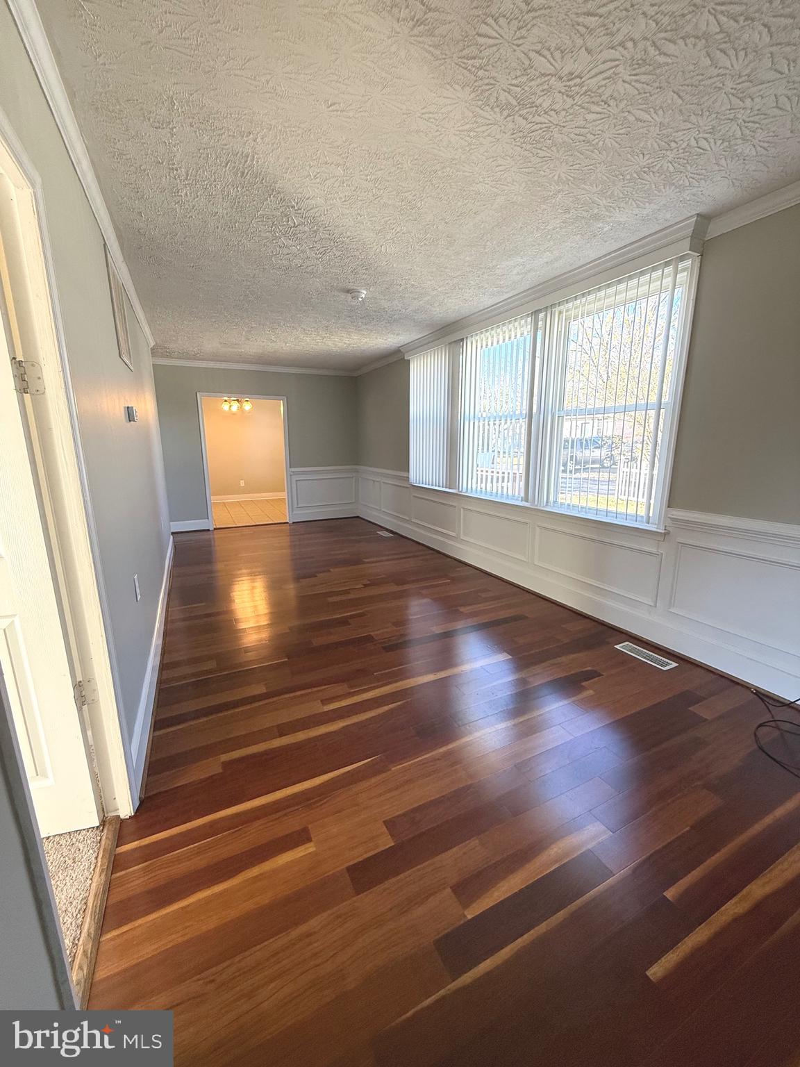 NON E - Residential Lease