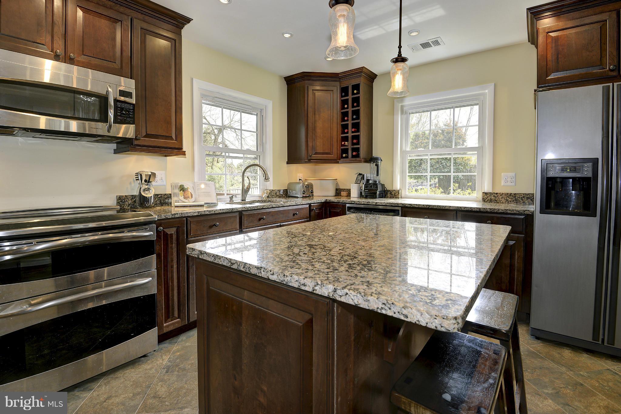 PROSPECT HILLS - Residential