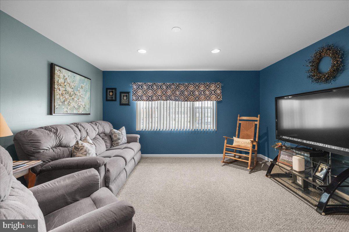 MADISON HEIGHTS - Residential