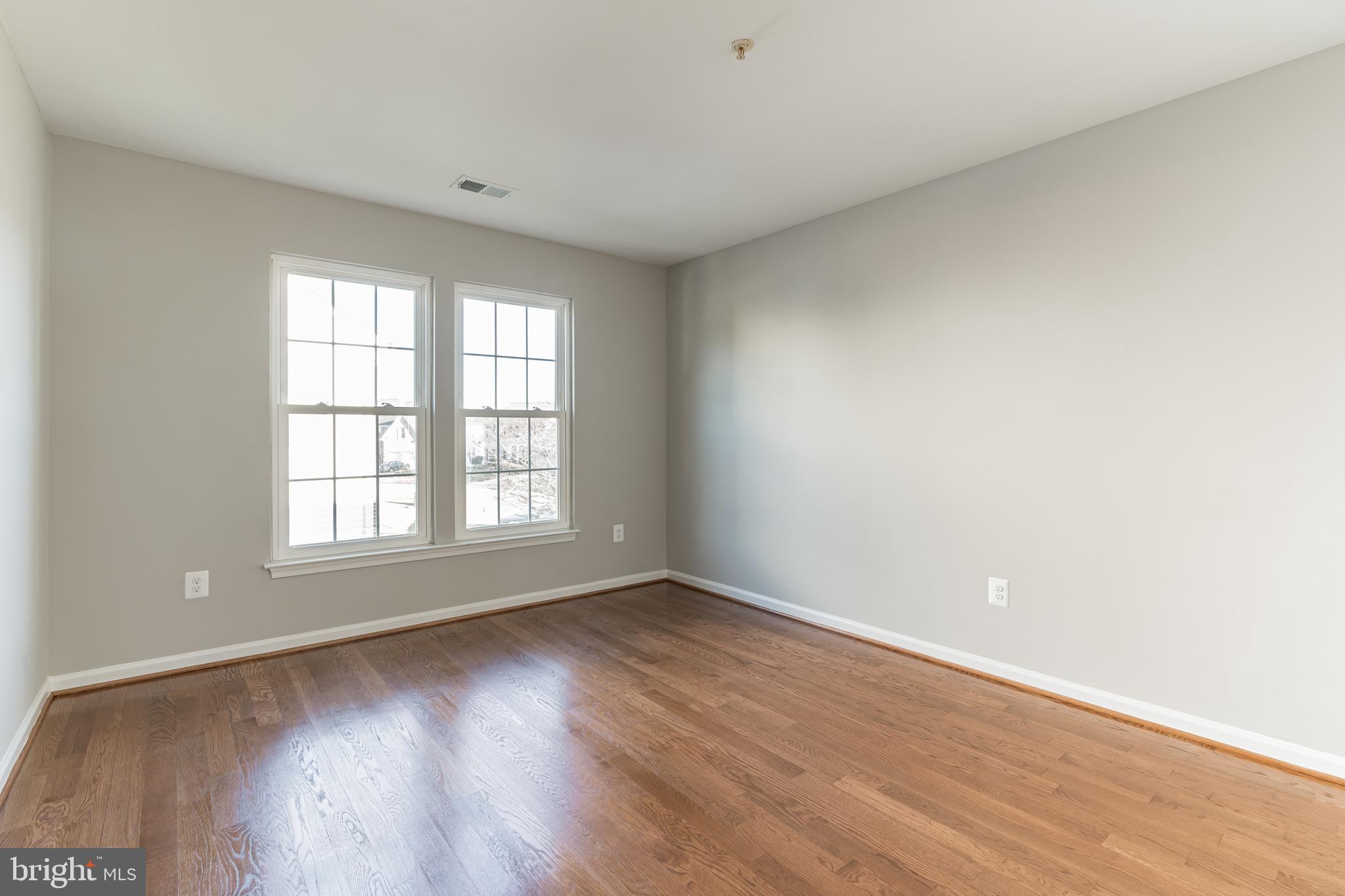 SIMMONS ACRES-ADDN - Residential