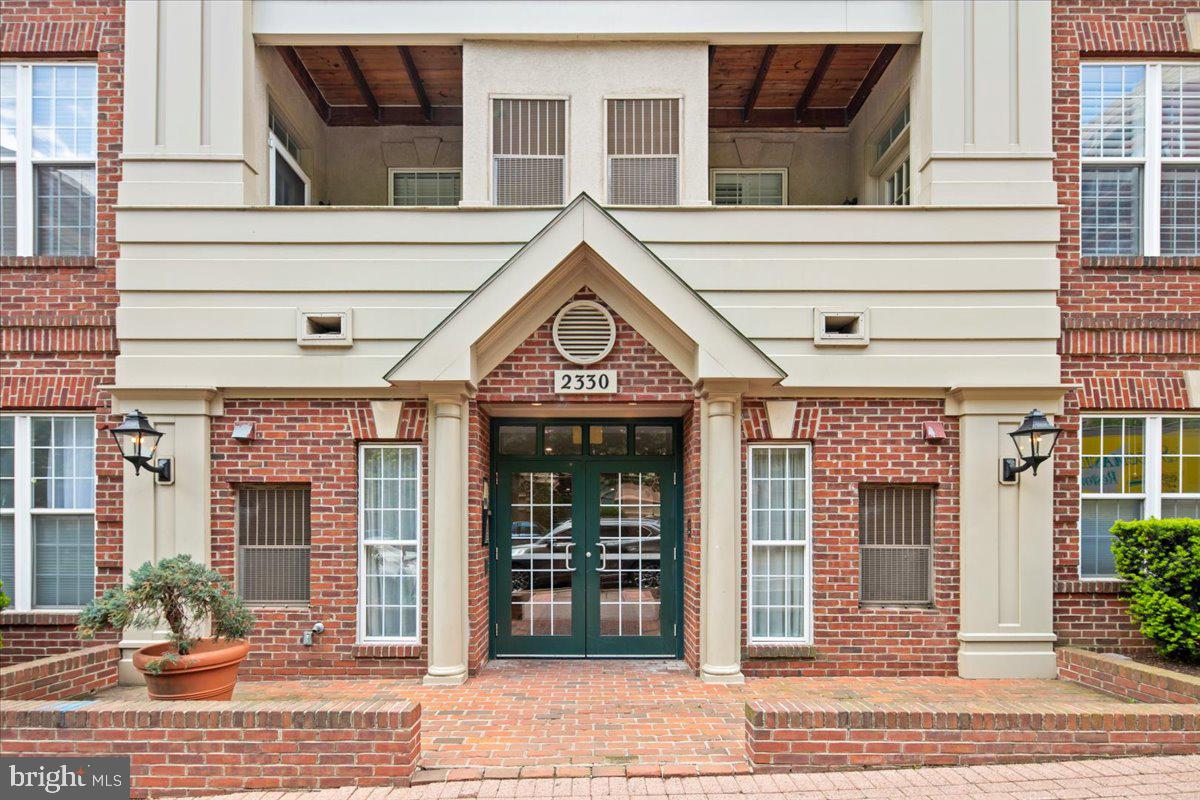 COURTHOUSE - Residential