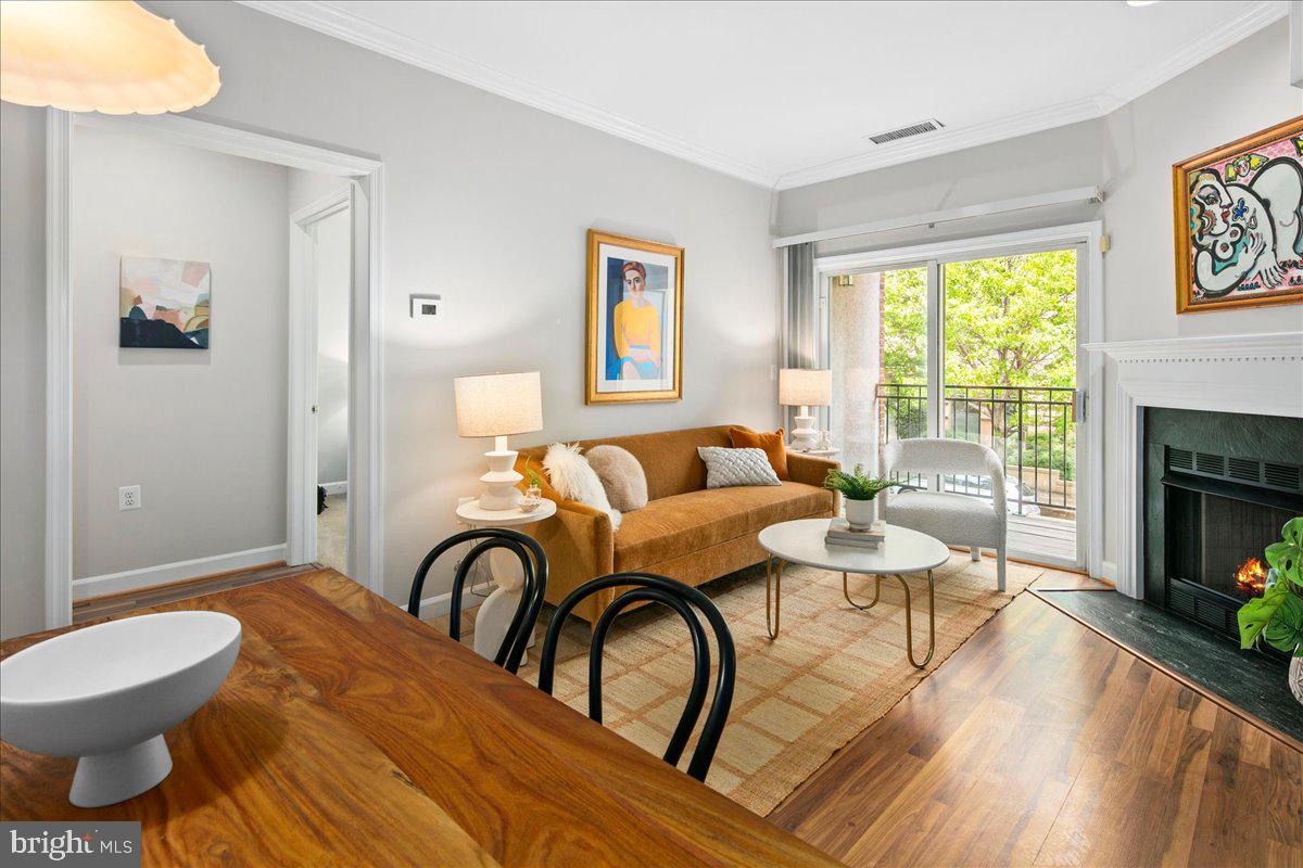 COURTHOUSE - Residential