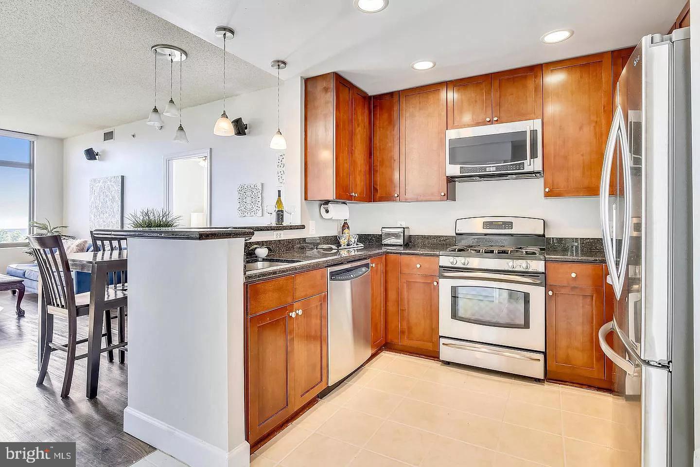 3650 S GLEBE ROAD 653