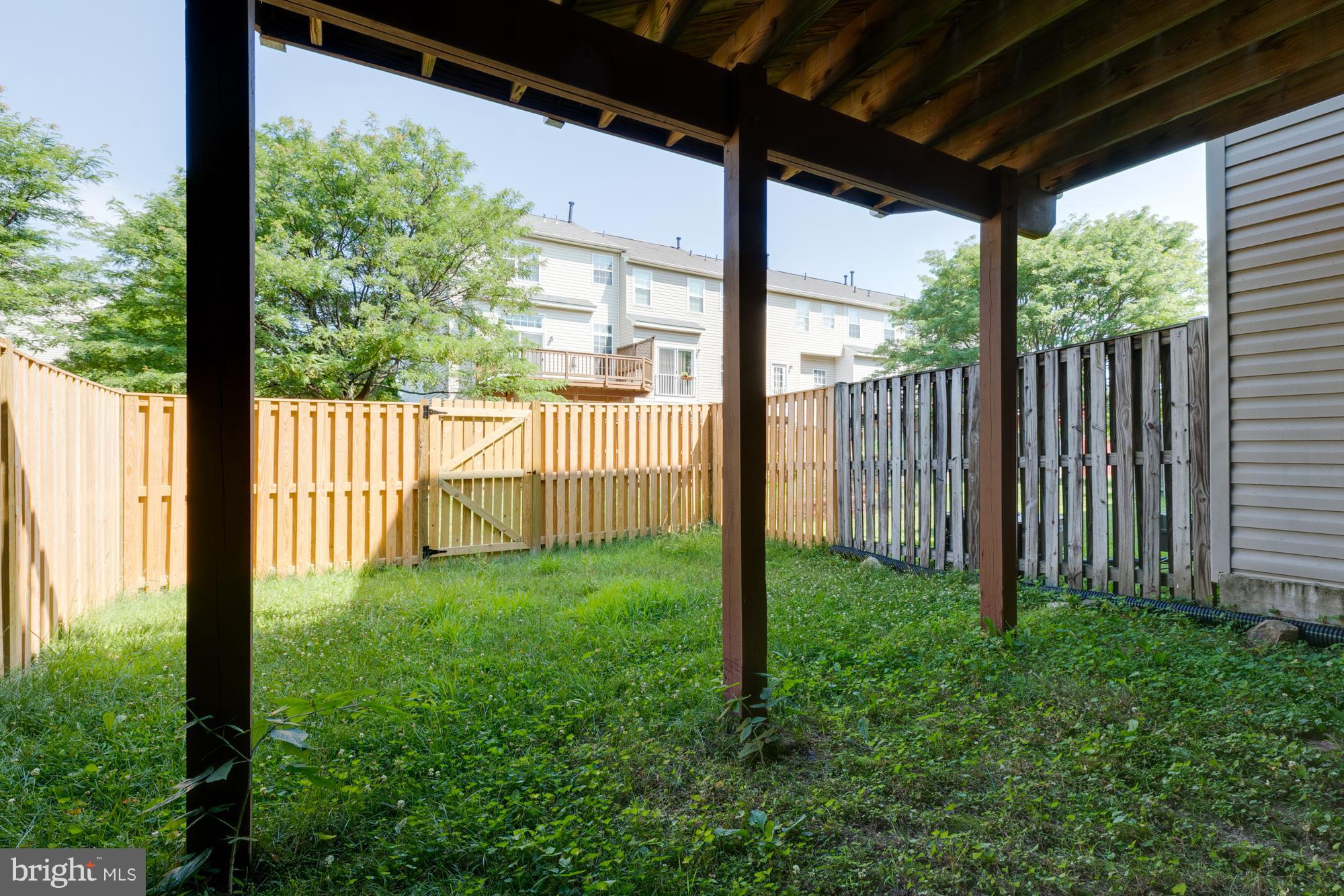 MCNAIR FARMS LANDBAY - Residential Lease