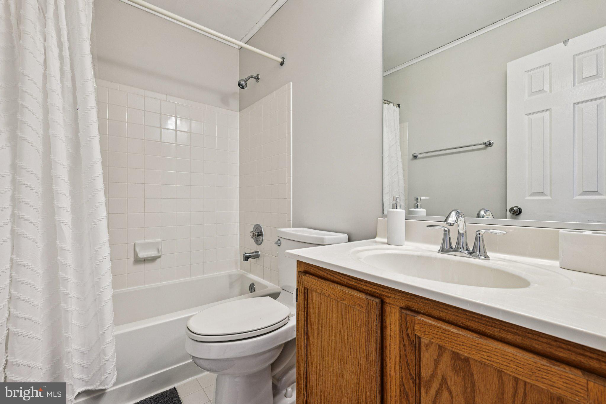 BALDWIN OAKS - Residential