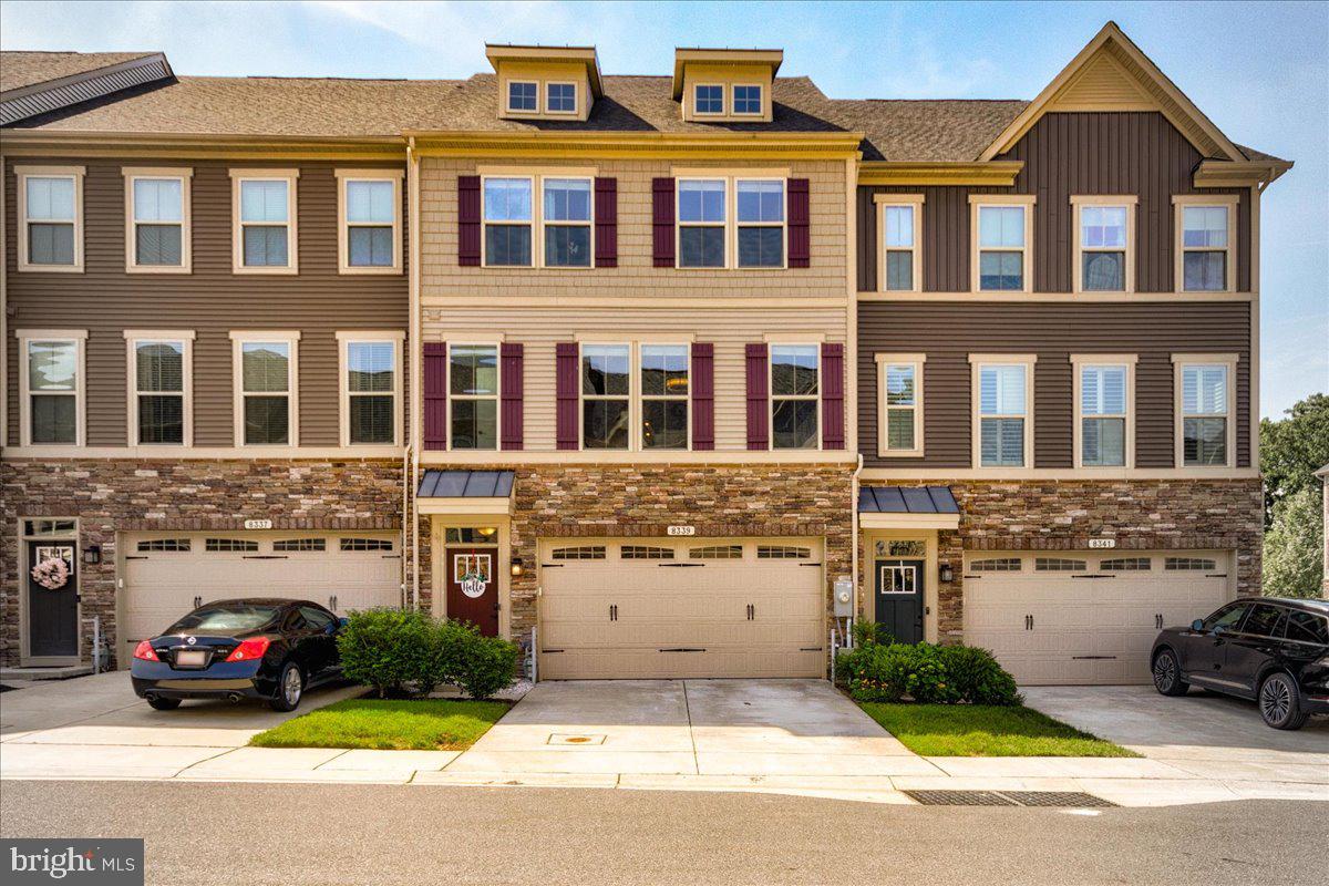 PONDVIEW - Residential