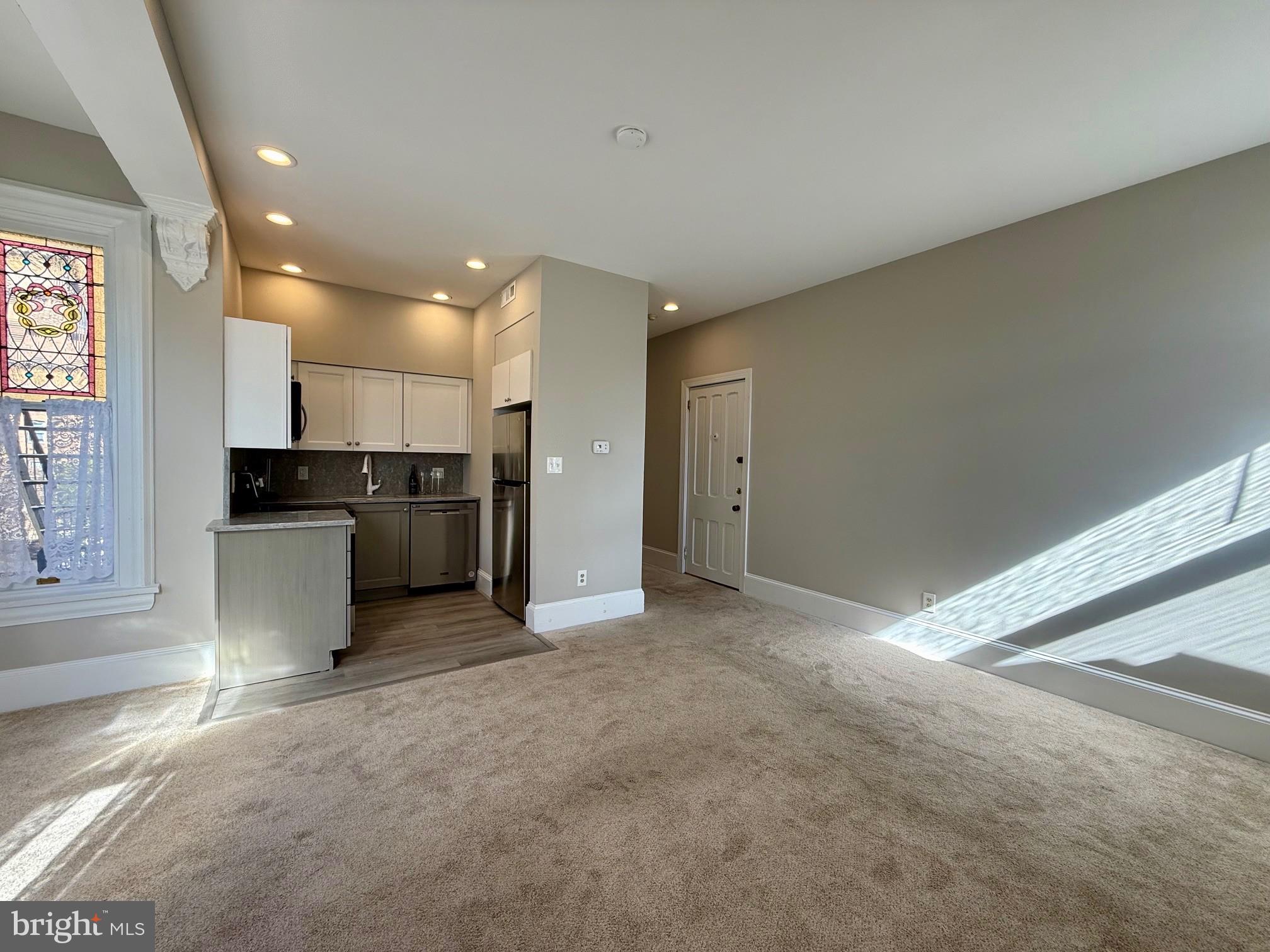 TROLLEY SQUARE - Residential Lease