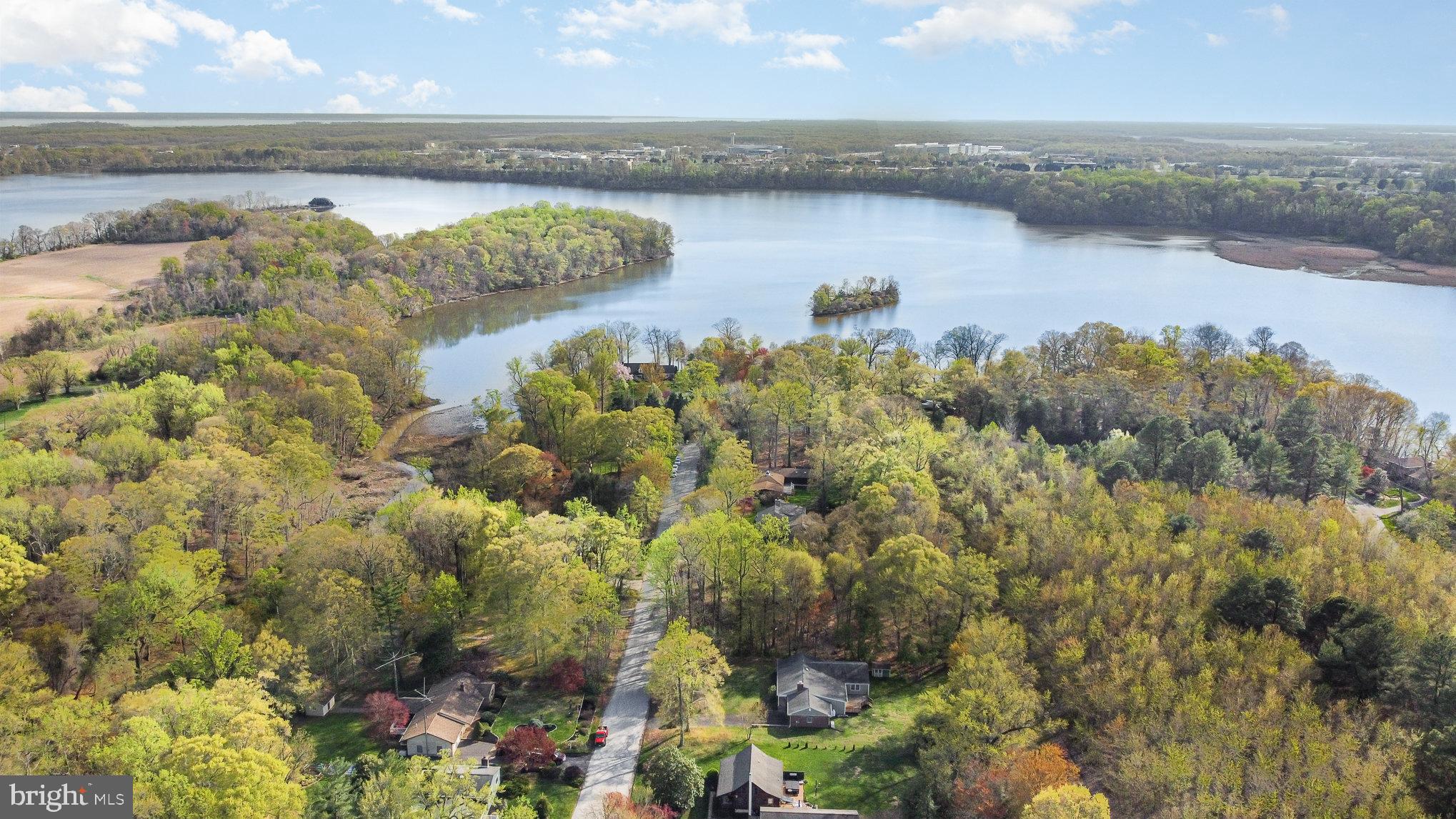 OAKINGTON MANOR - Residential