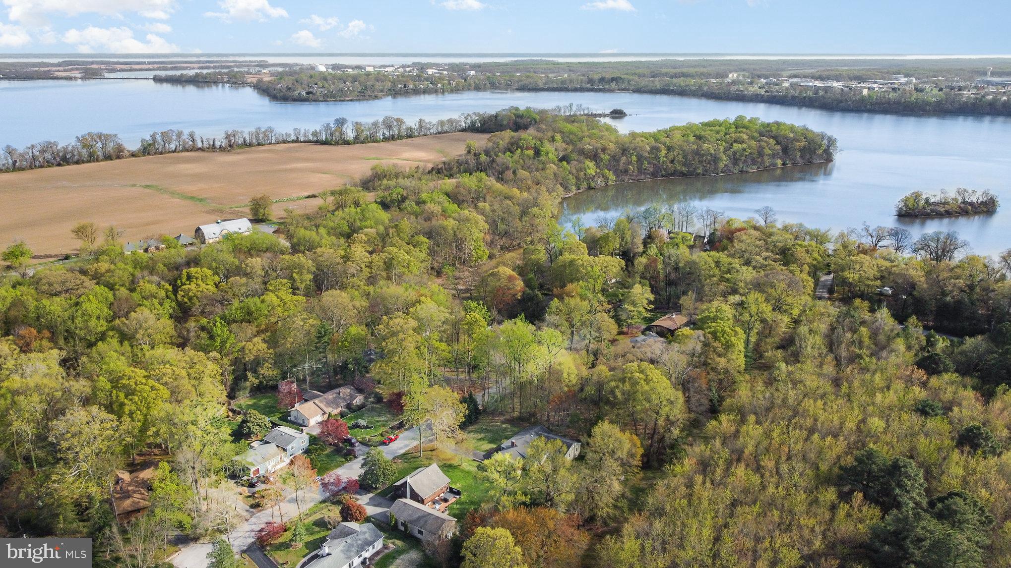 OAKINGTON MANOR - Residential