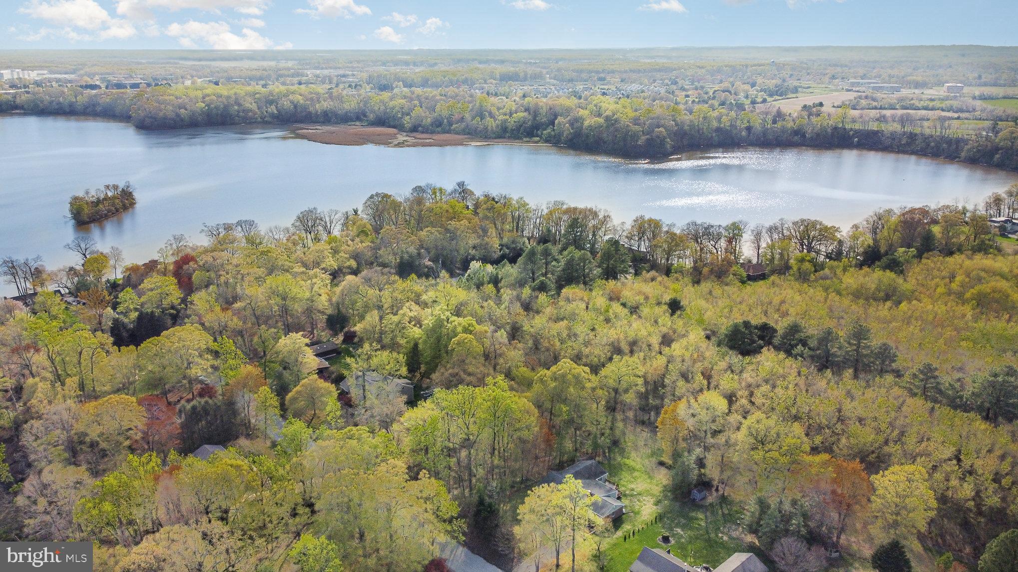 OAKINGTON MANOR - Residential