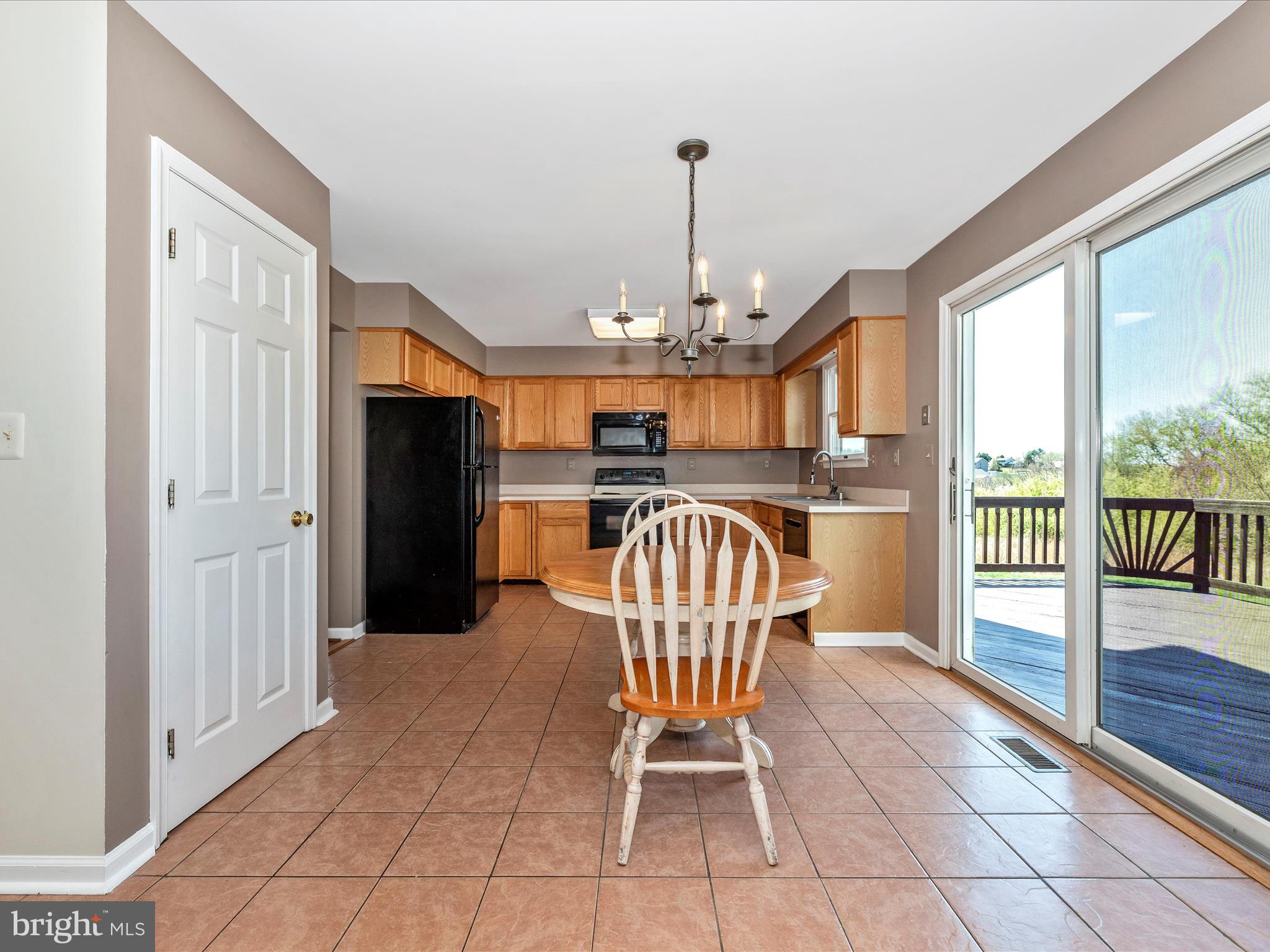 FAIR WINDS ESTATES - Residential