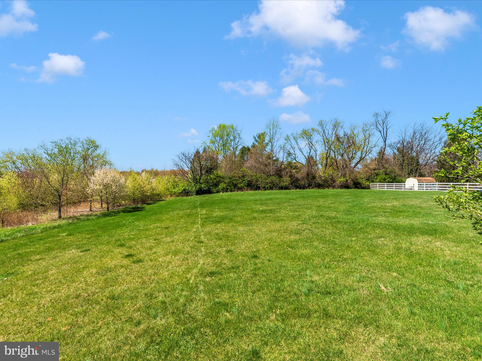 FAIR WINDS ESTATES - Residential