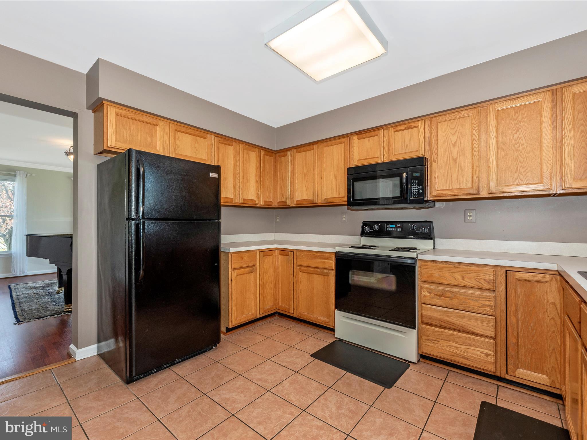 FAIR WINDS ESTATES - Residential