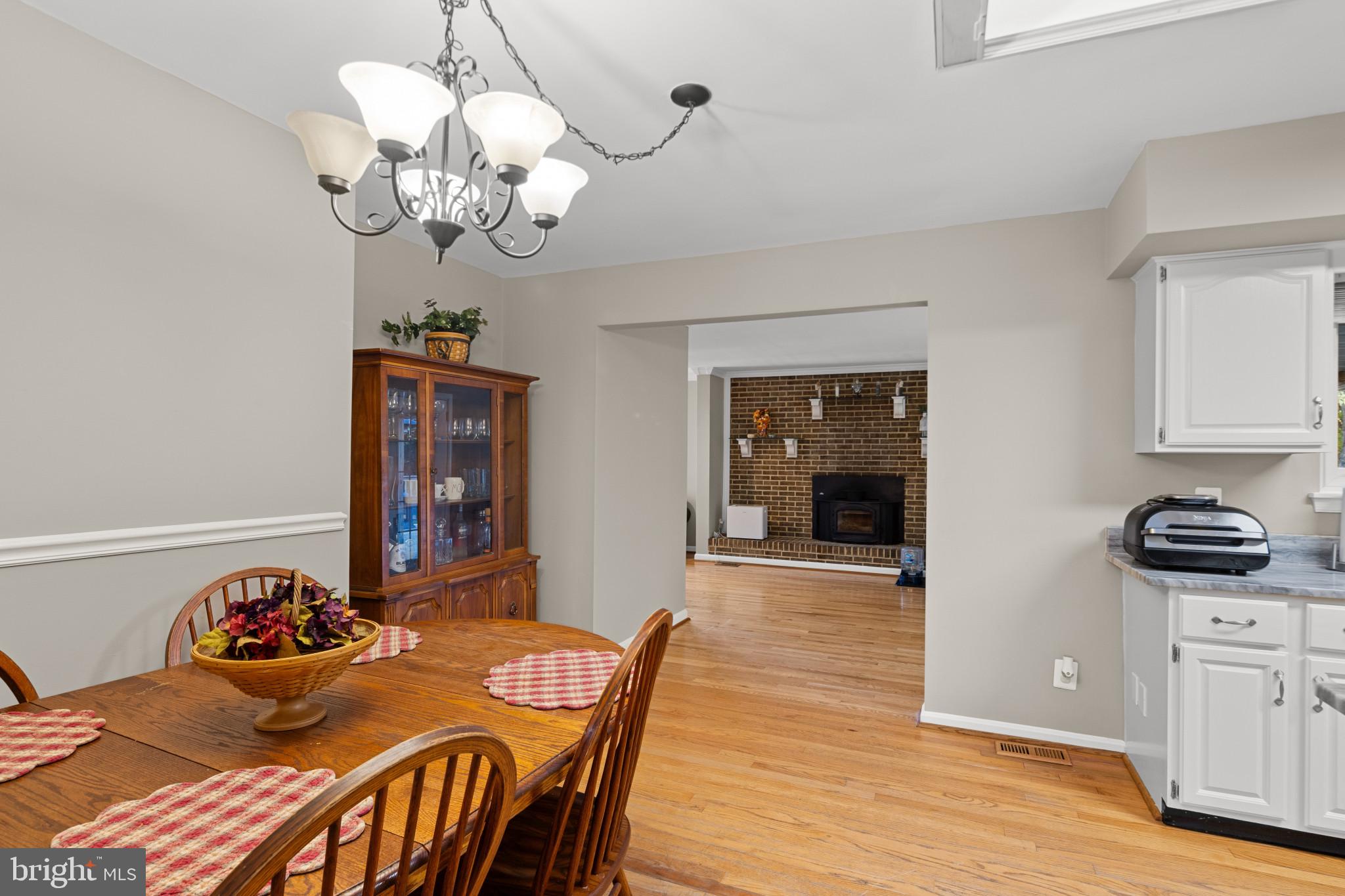 COUNTRY ROAD ESTATES - Residential