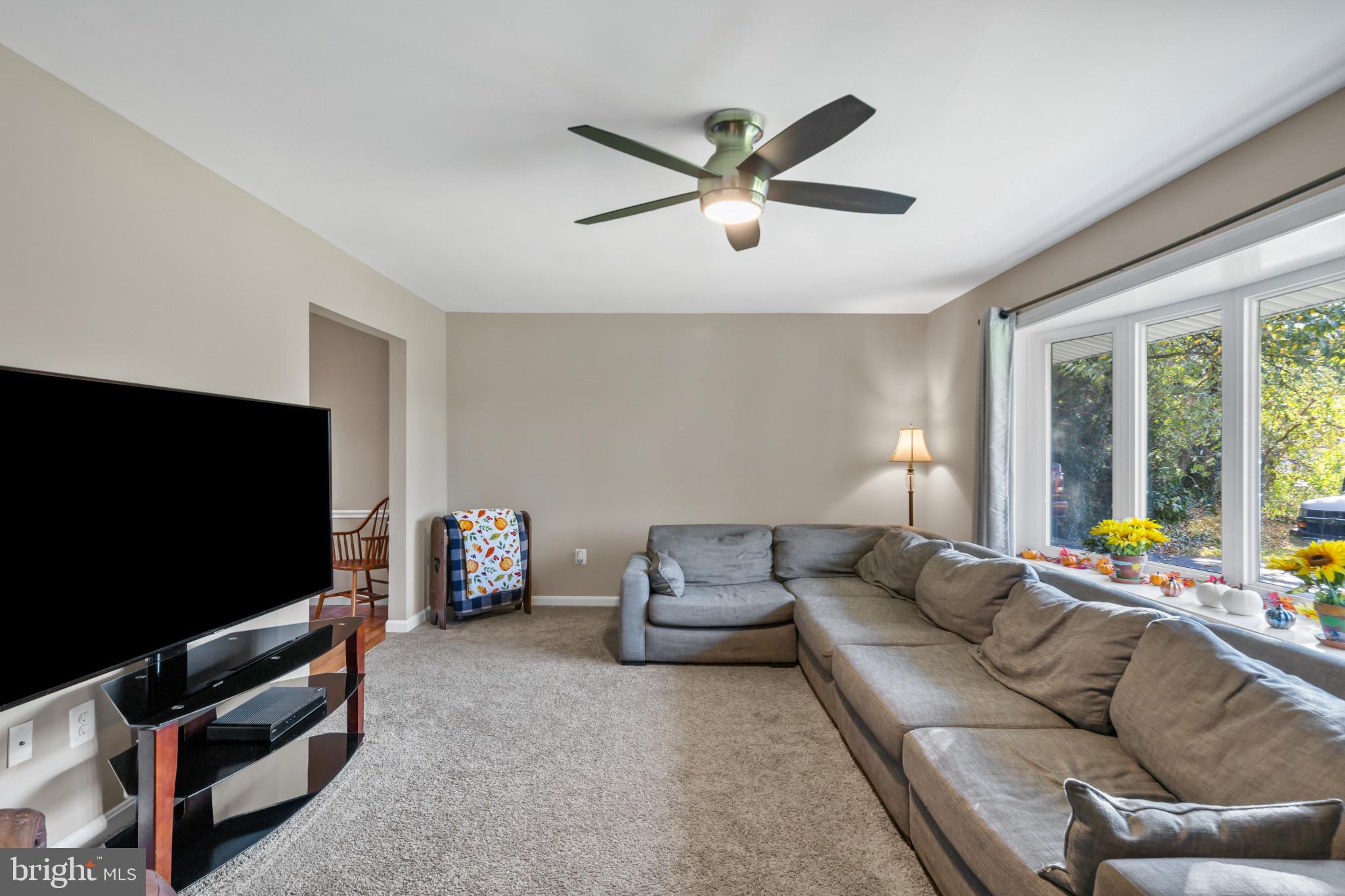 COUNTRY ROAD ESTATES - Residential