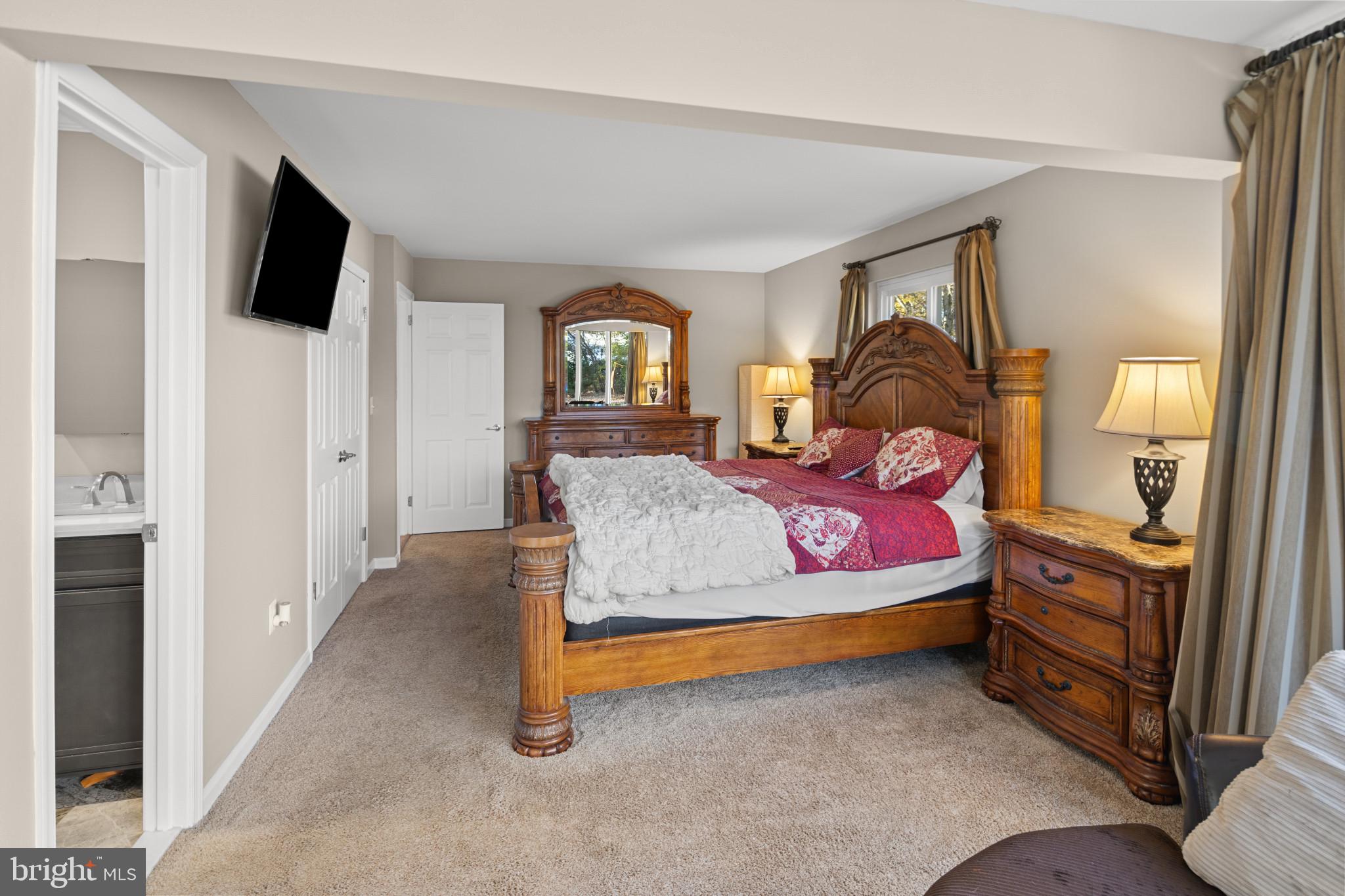 COUNTRY ROAD ESTATES - Residential