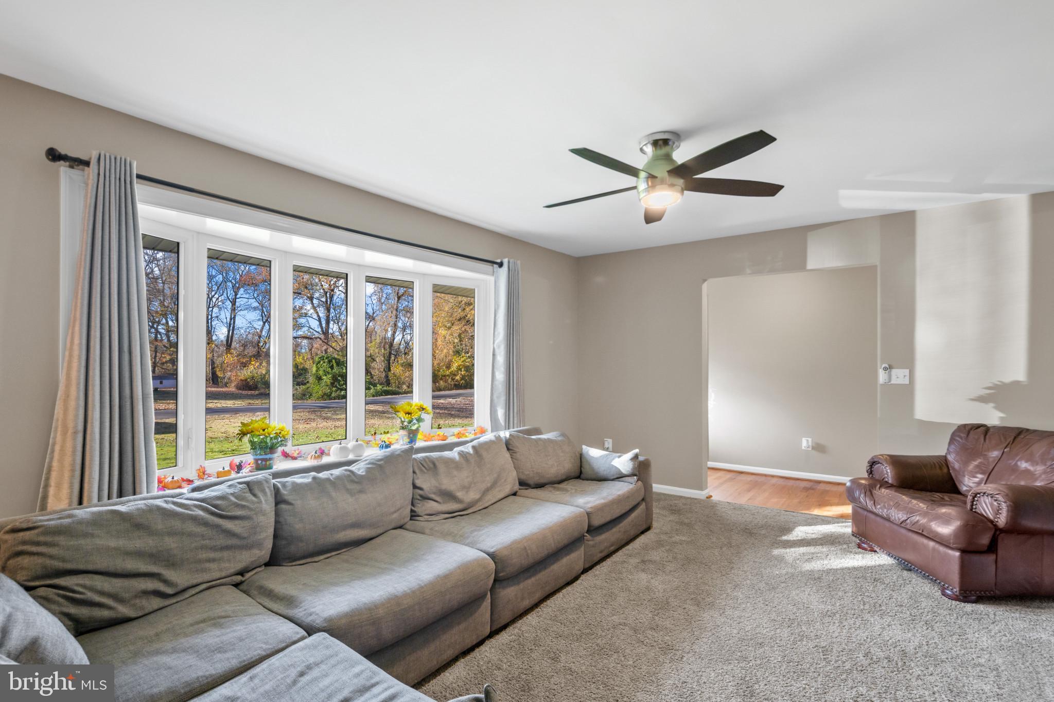 COUNTRY ROAD ESTATES - Residential