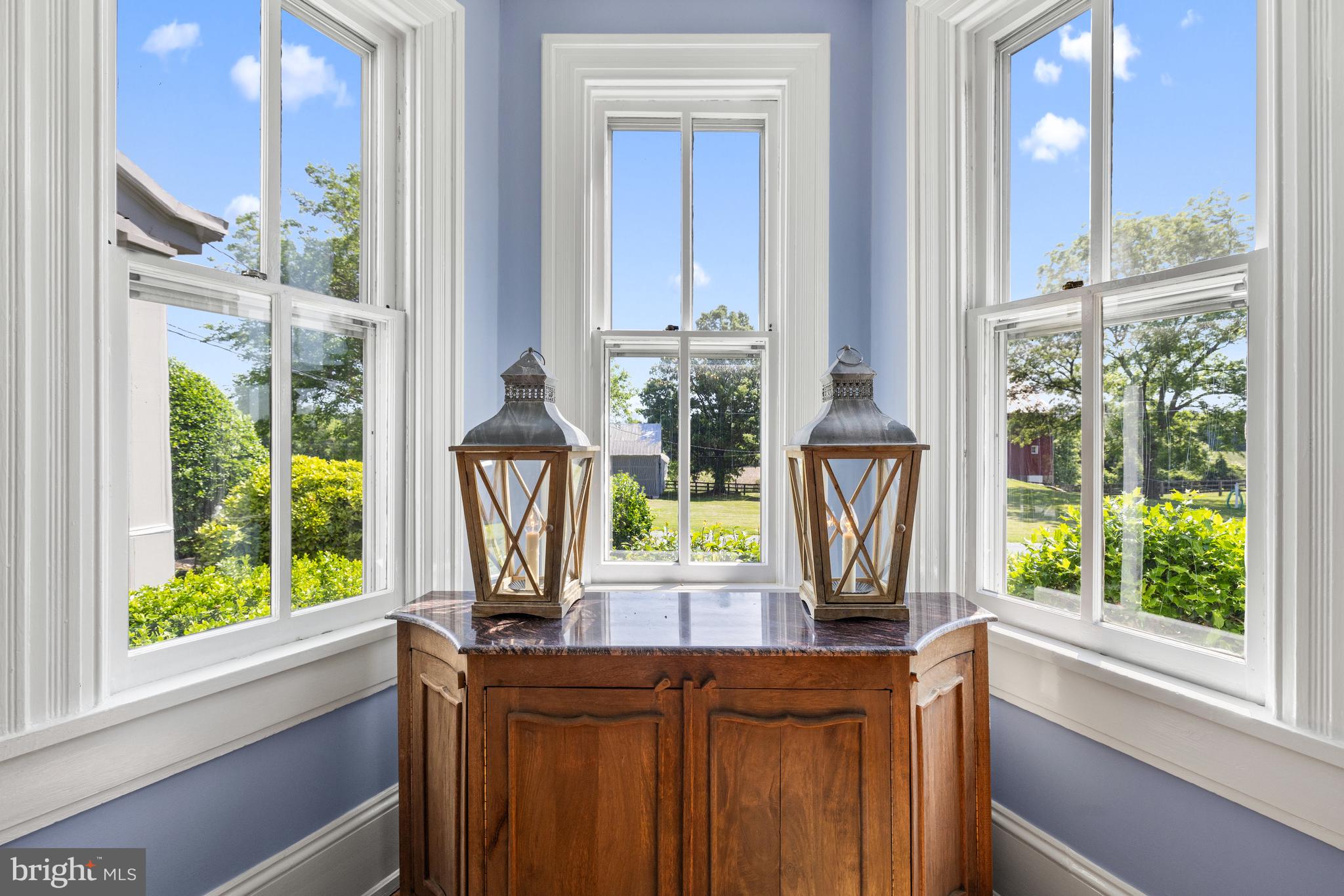 POOLESVILLE OUTSIDE - Farm