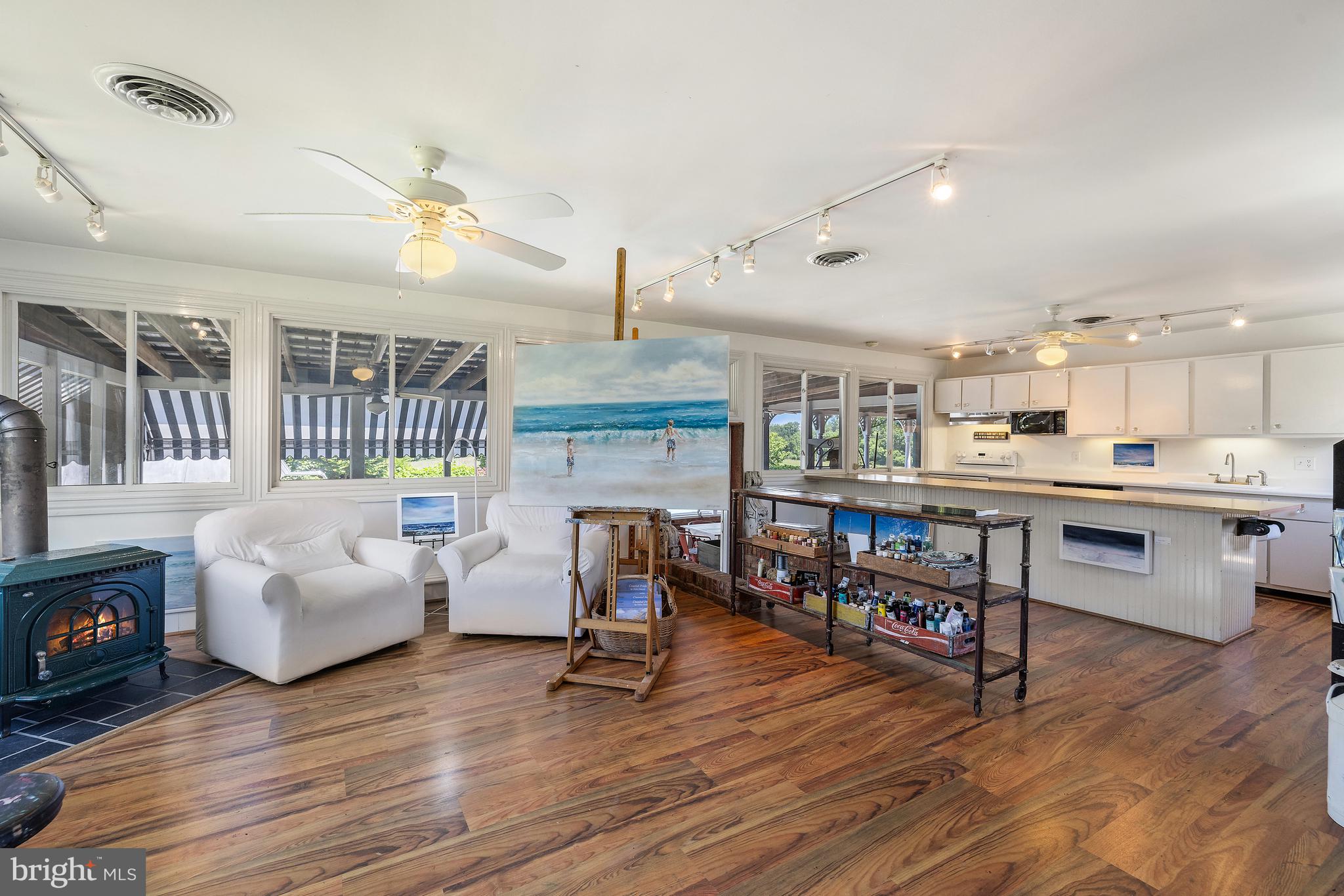 POOLESVILLE OUTSIDE - Farm