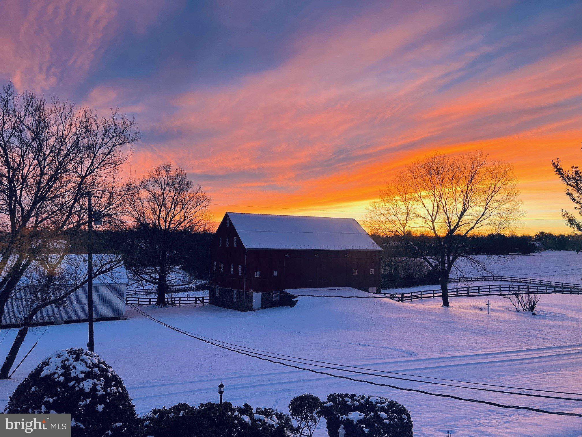 POOLESVILLE OUTSIDE - Farm