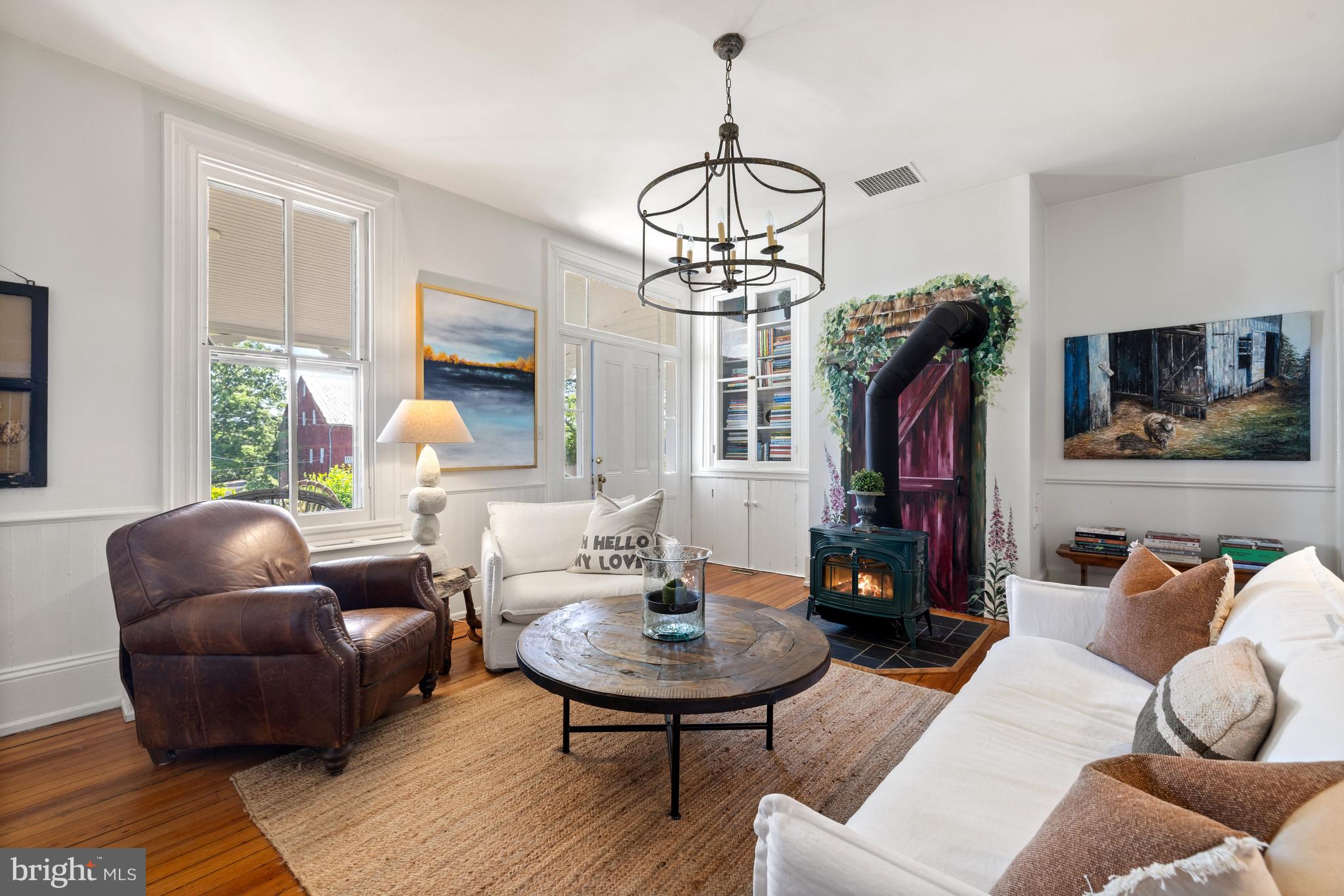 POOLESVILLE OUTSIDE - Farm