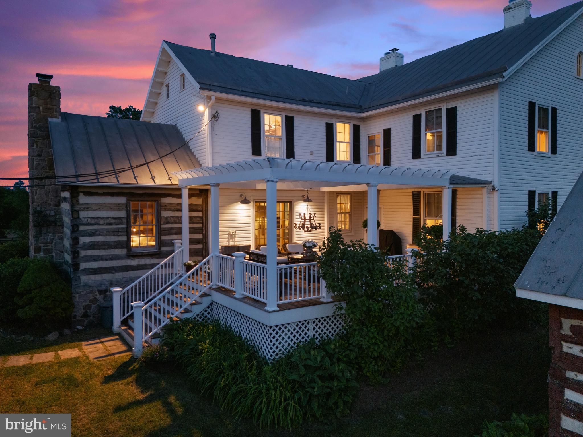 POOLESVILLE OUTSIDE - Farm