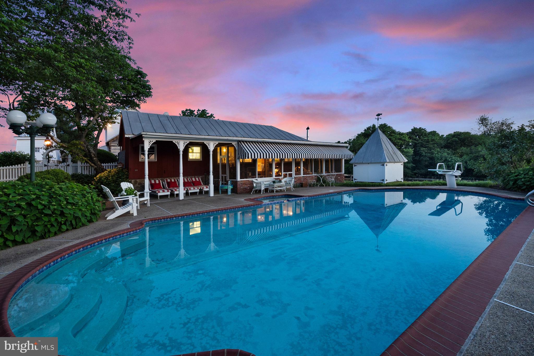 POOLESVILLE OUTSIDE - Farm