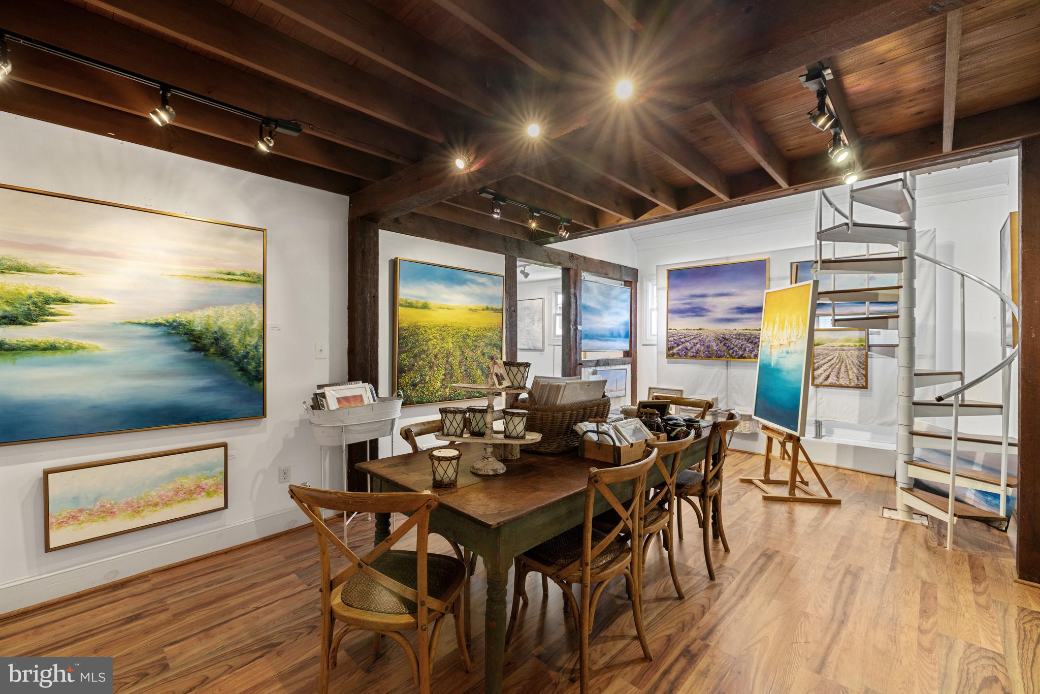 POOLESVILLE OUTSIDE - Farm