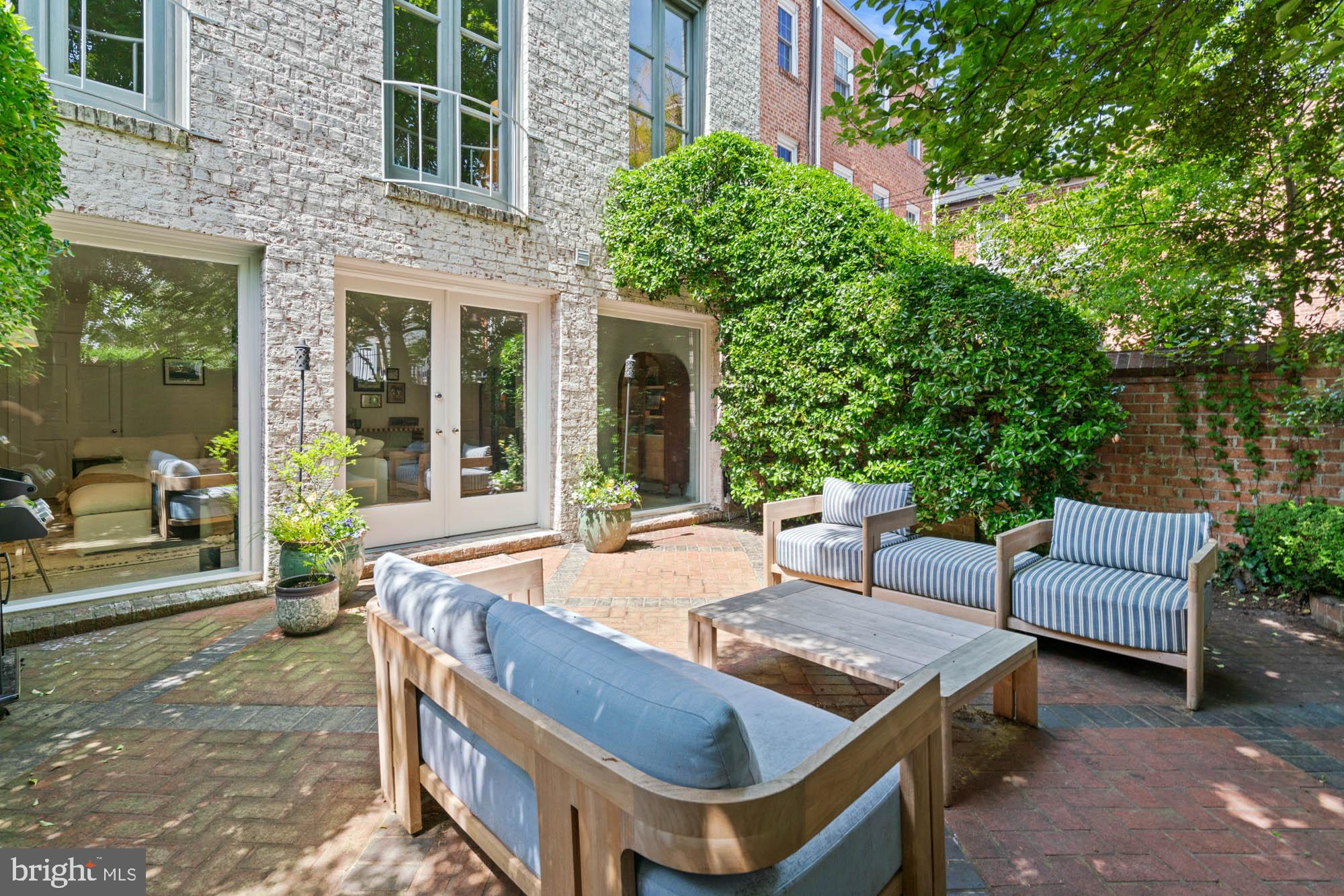 GEORGETOWN - Residential