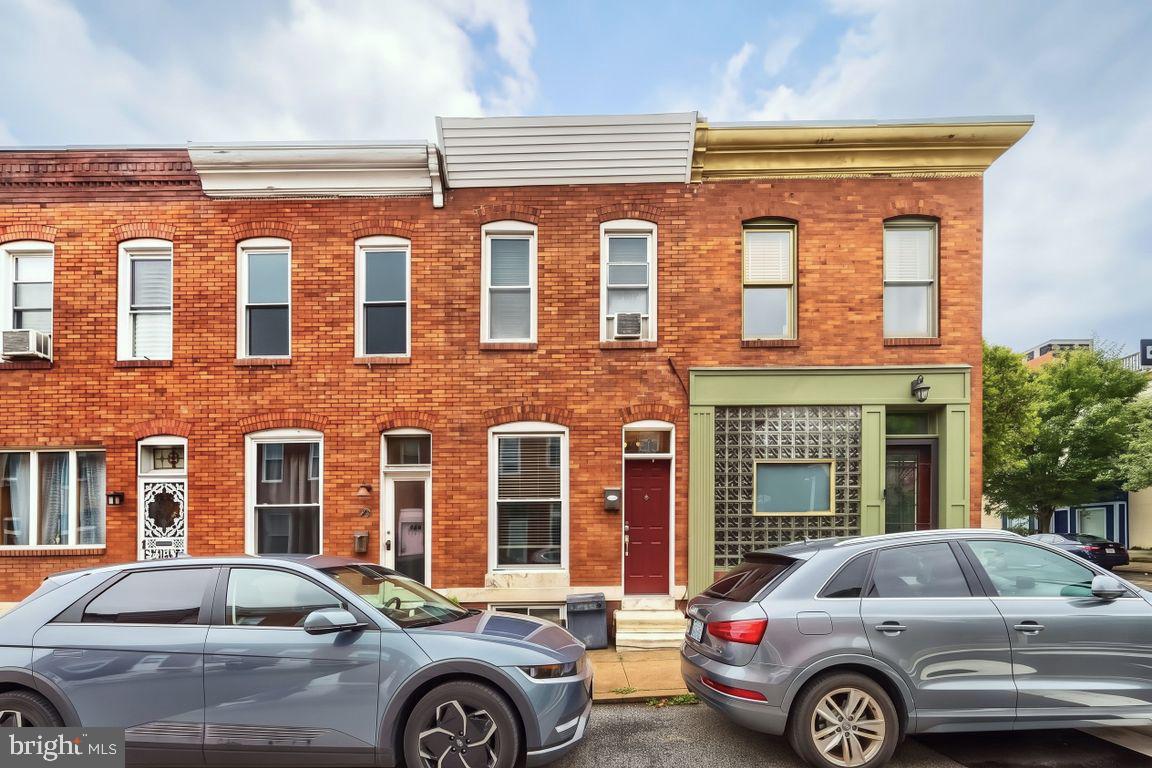 41 S DECKER AVENUE