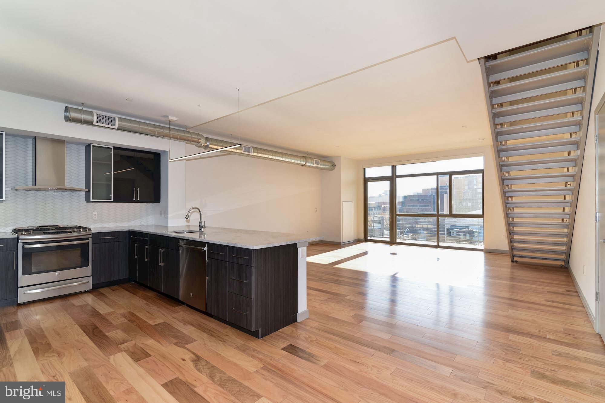 WASHINGTON SQ - Residential Lease