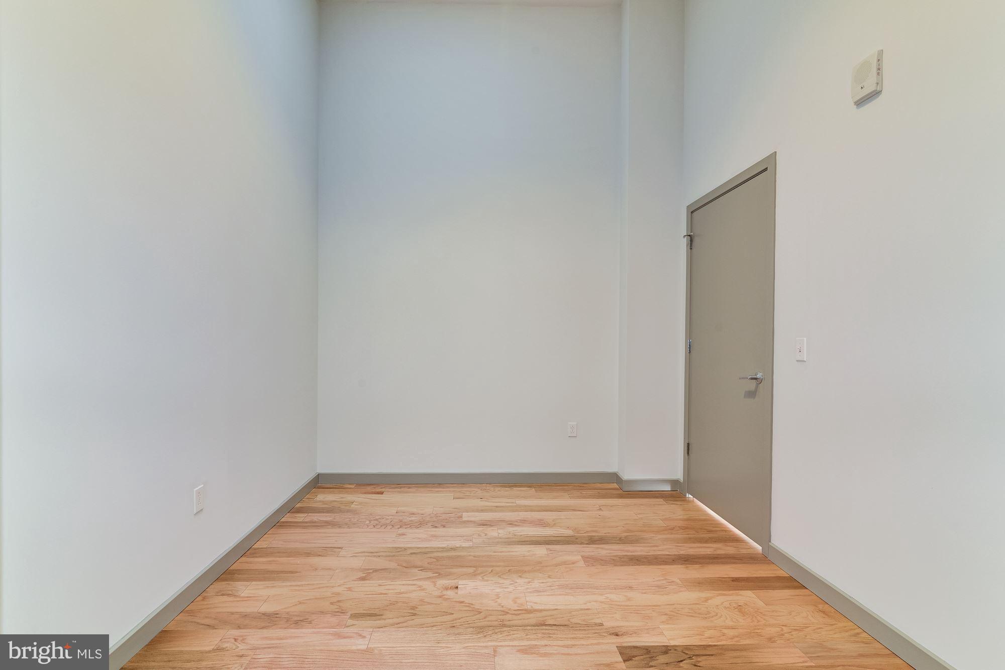 WASHINGTON SQ - Residential Lease