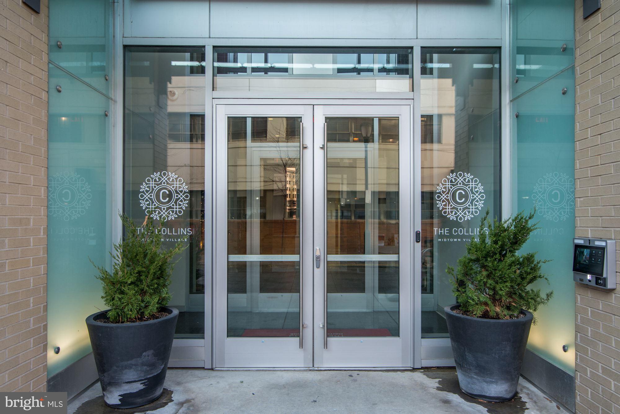 WASHINGTON SQ - Residential Lease