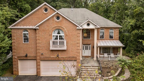 Photo of 7203 Calamo Street, SPRINGFIELD, VA 22150 (MLS # VAFX2340516)