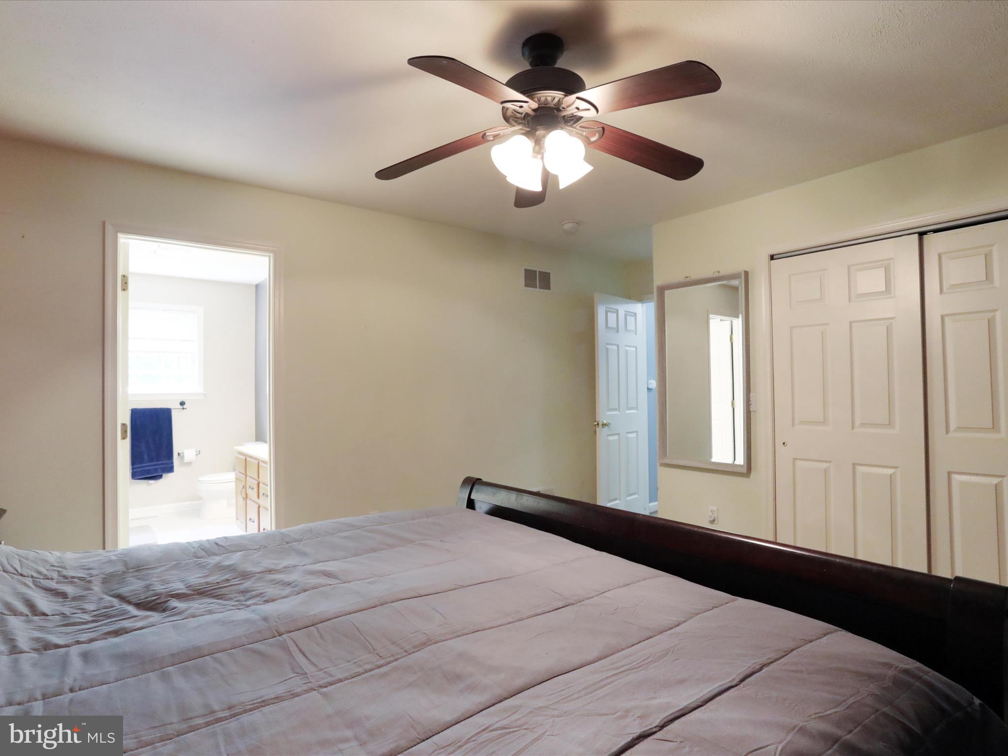 WHITE OAKS - Residential