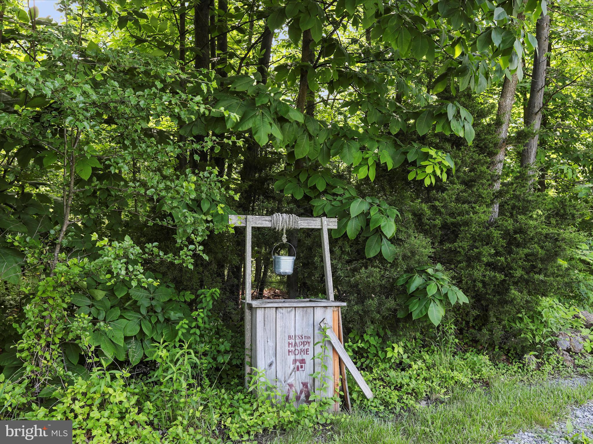 WHITE OAKS - Residential