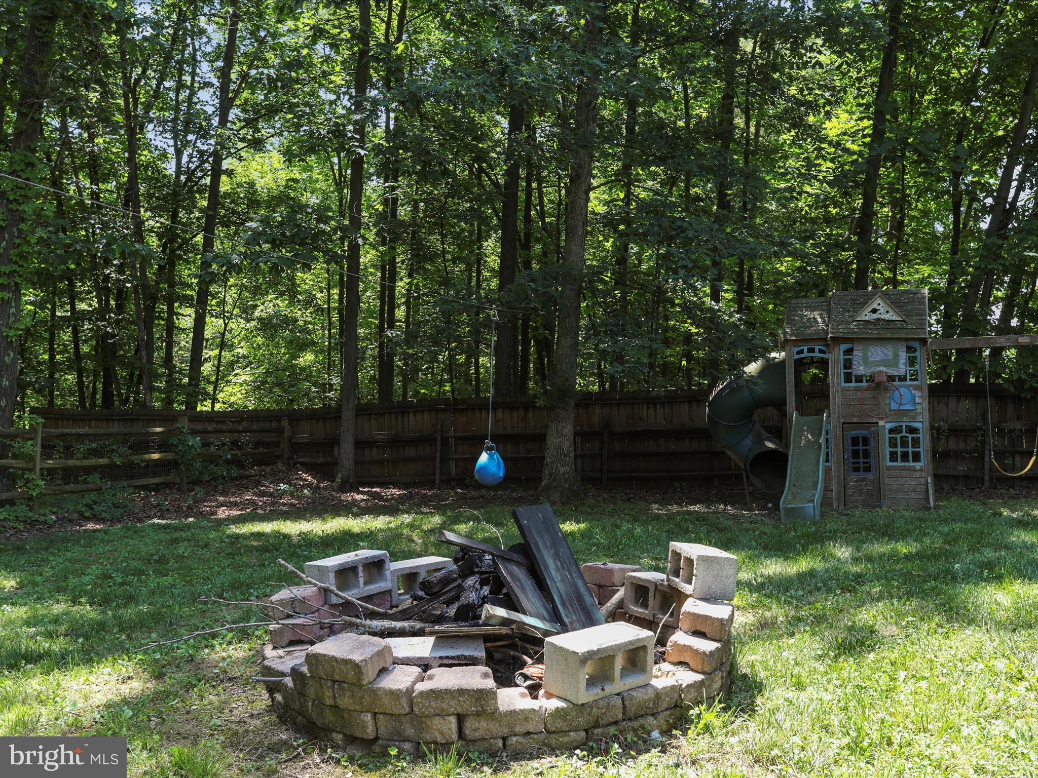 WHITE OAKS - Residential