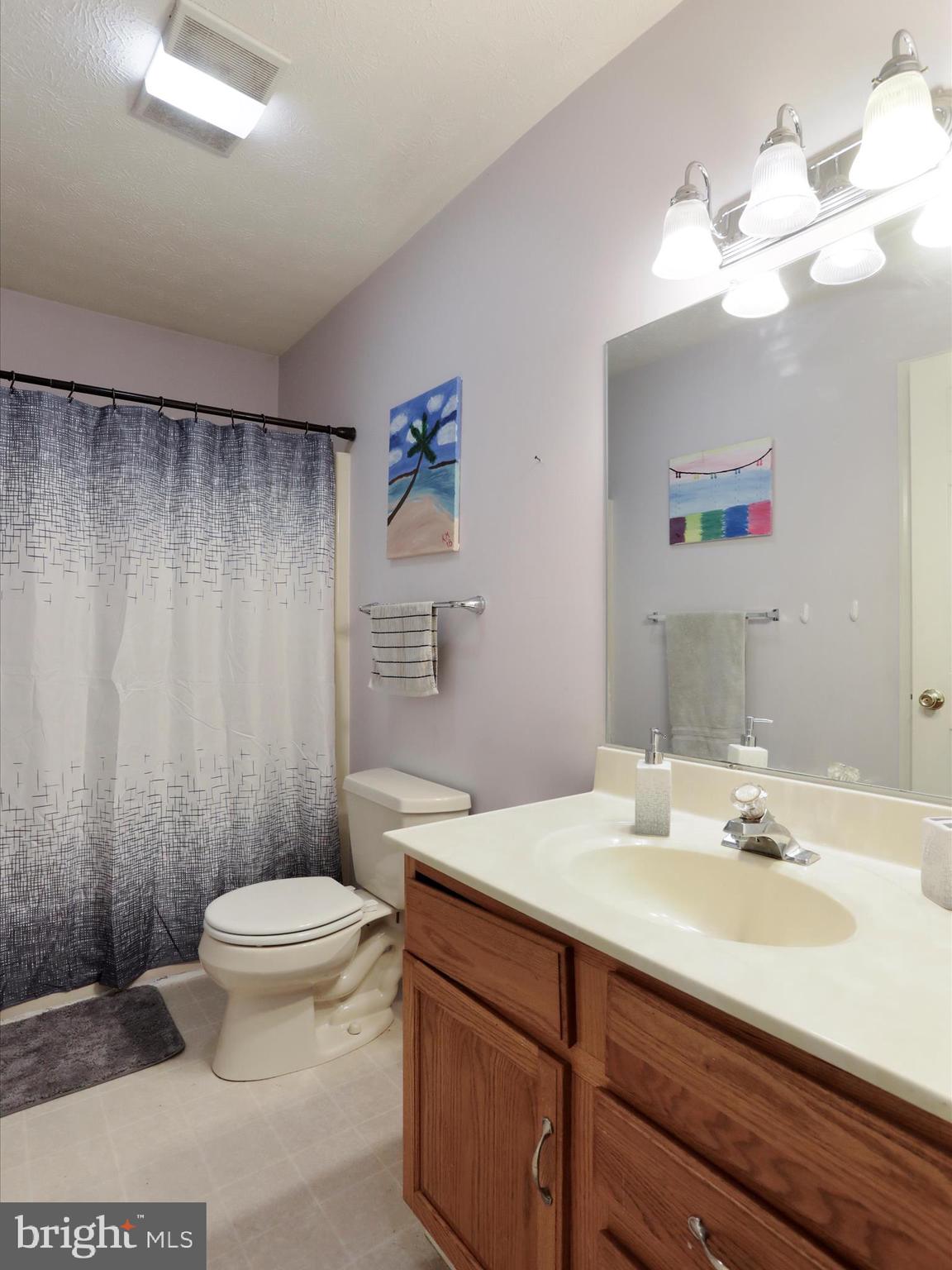 WHITE OAKS - Residential