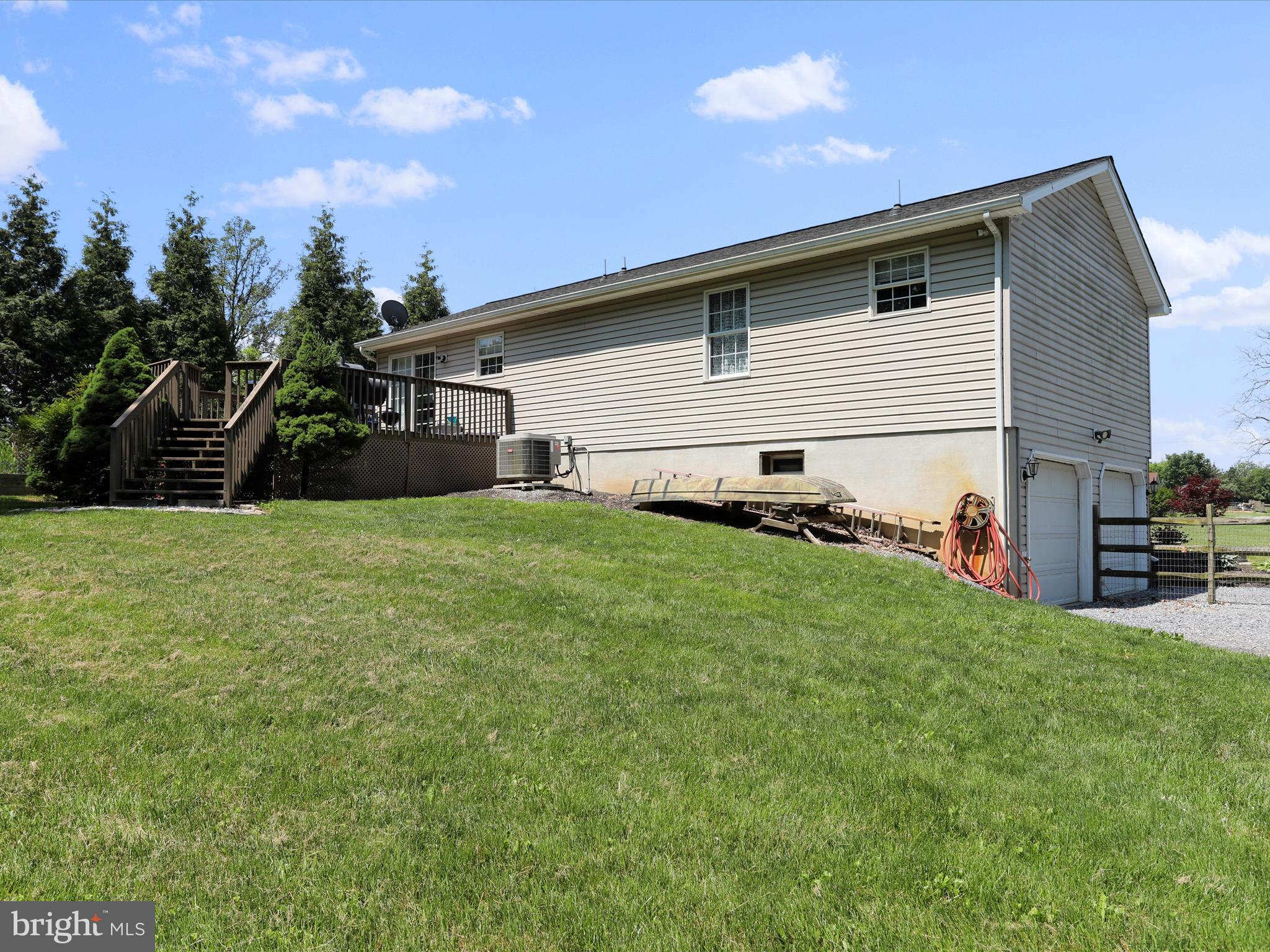 WHITE OAKS - Residential