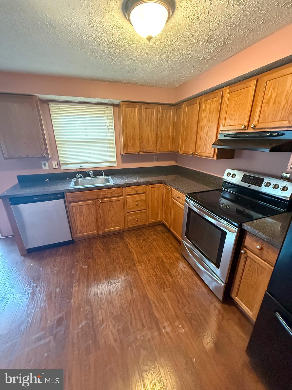 FAIRBROOK - Residential Lease