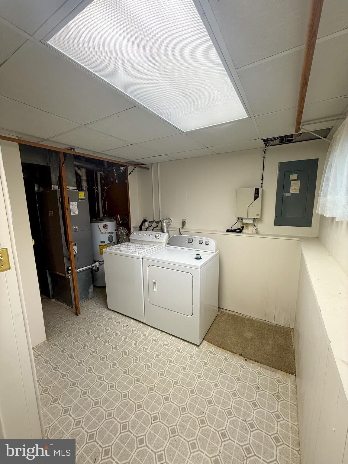 FAIRBROOK - Residential Lease