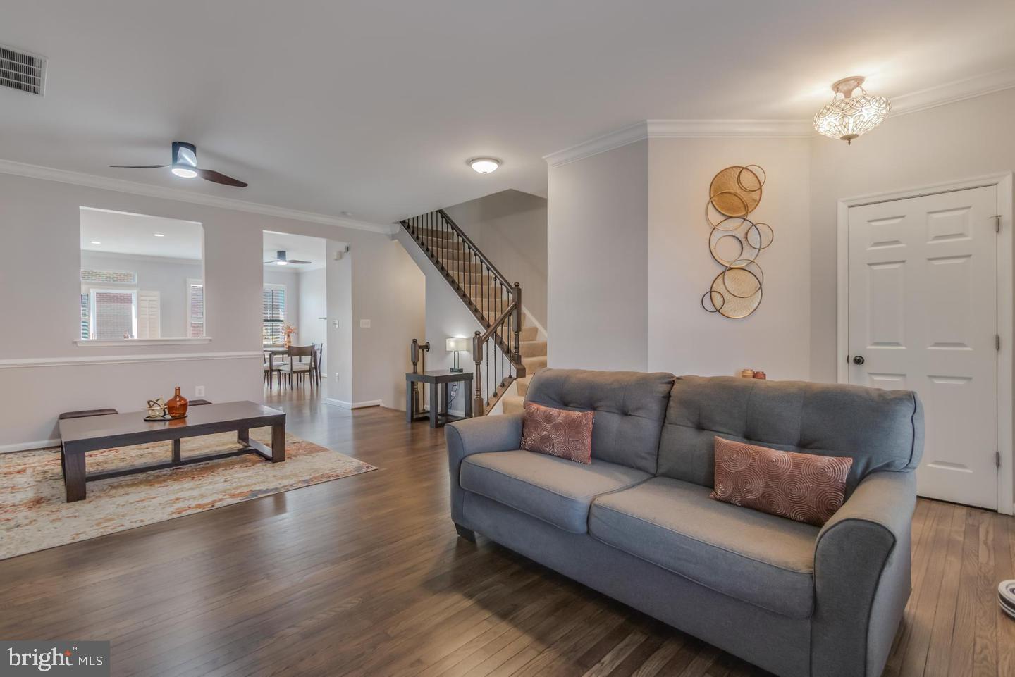 BELMONT TOWN CENTER - Residential Lease