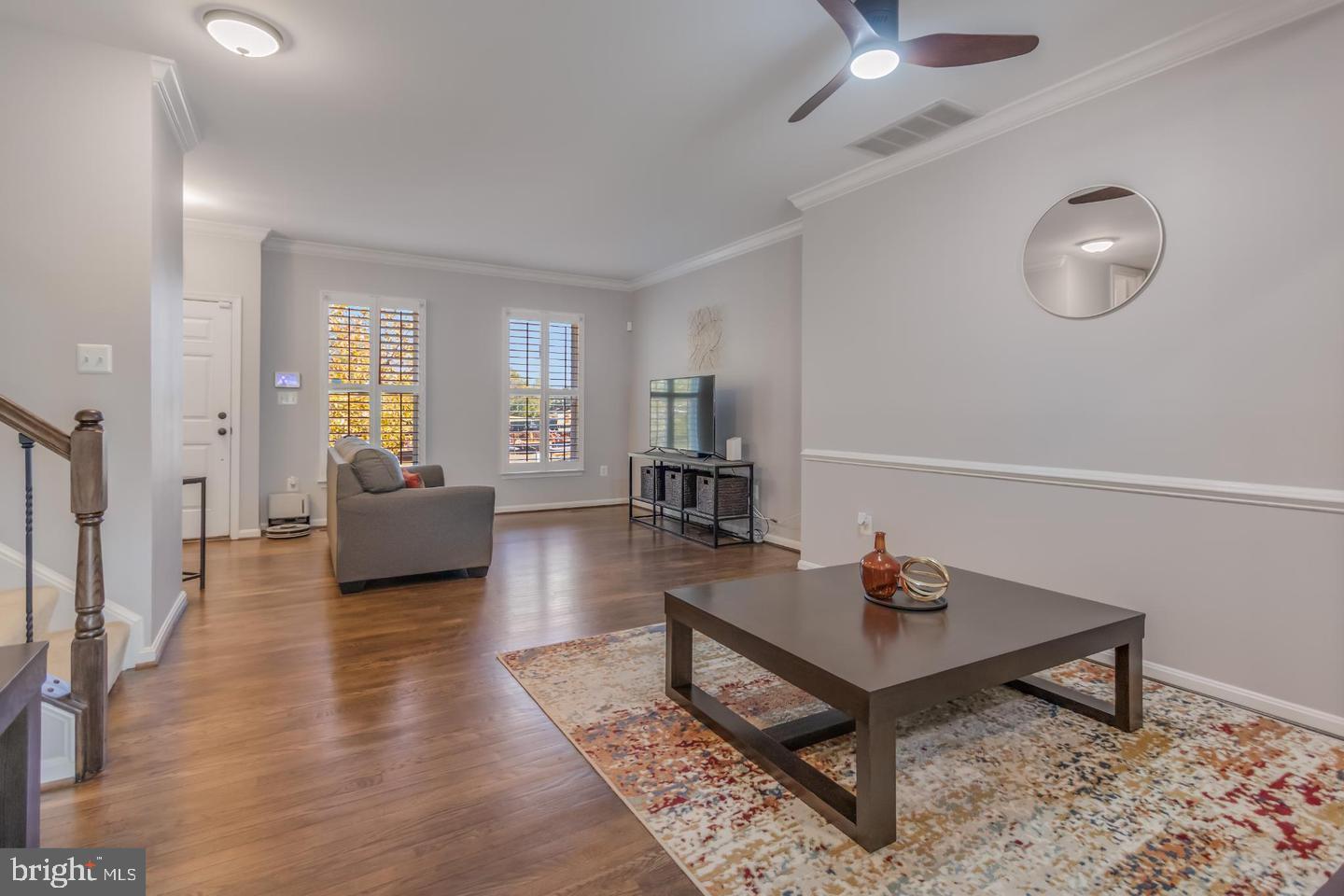 BELMONT TOWN CENTER - Residential Lease