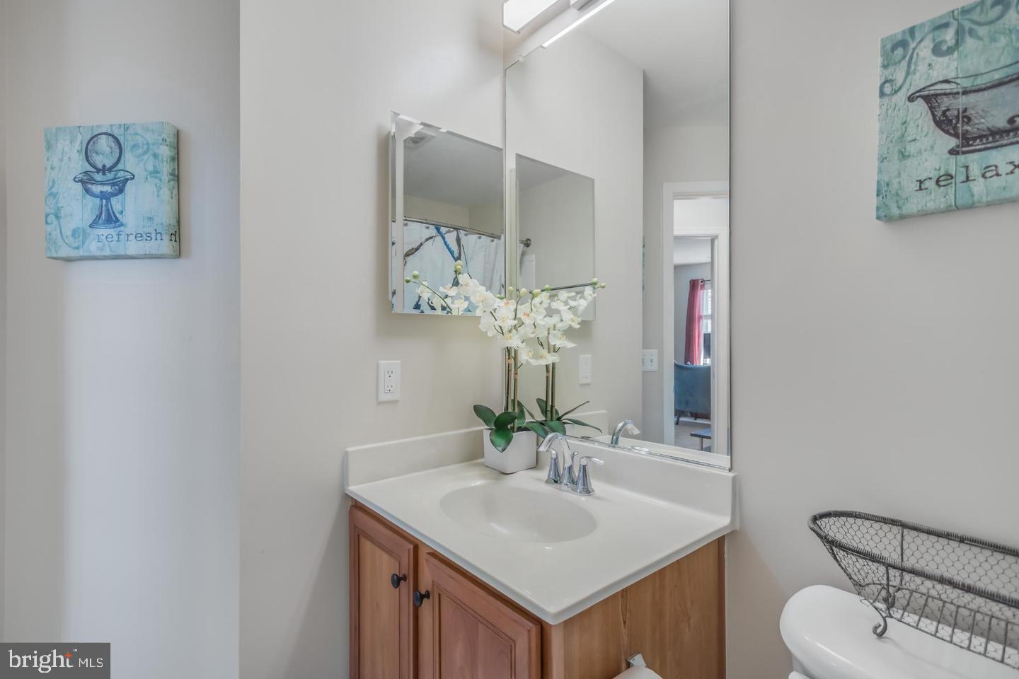 BELMONT TOWN CENTER - Residential Lease